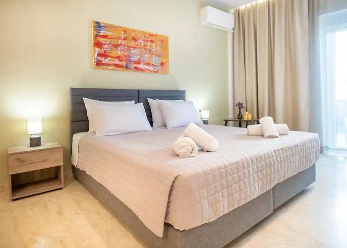 Appartamento With Patio - 3 Min Walk To - Diamond 2 *